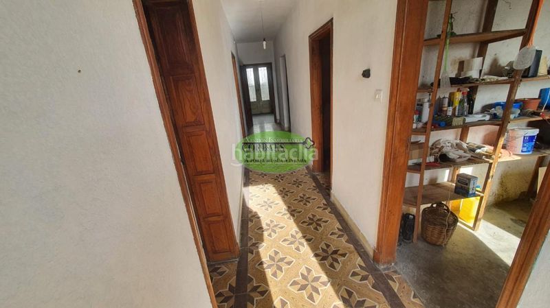 Foto c8f91bb2-0e56-4d03-9229-8cd9d87ade1b. Casa amb aparcament piscina a Maceda