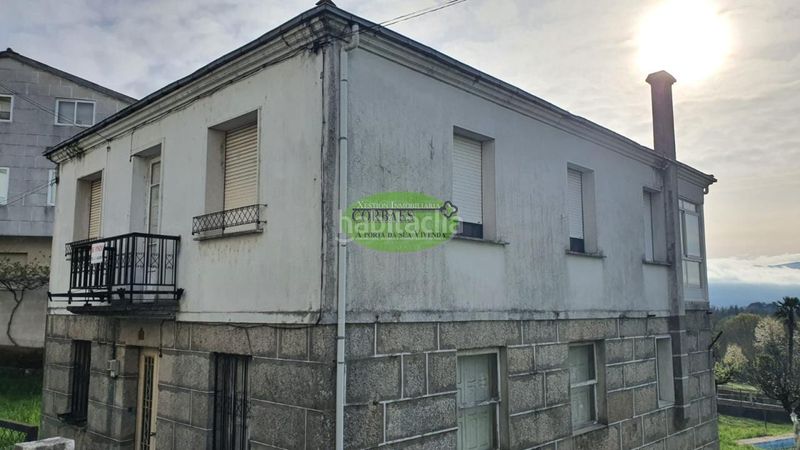 Foto abfc2709-59aa-4911-bb3d-146ed2025d52. Haus mit parking pool in Maceda