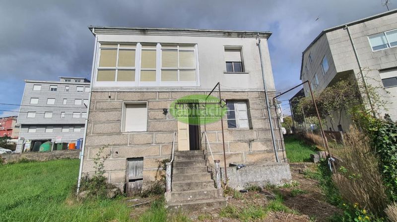 Foto d401df71-e3a1-496d-a54f-2a1d239620a1. Haus mit parking pool in Maceda