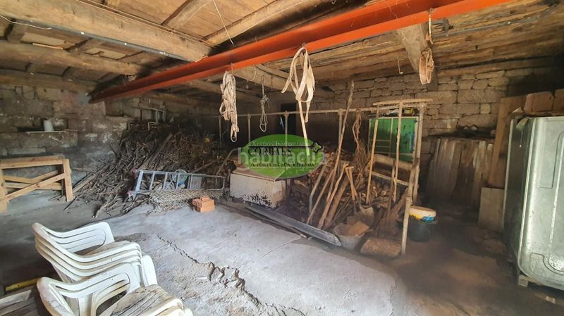 Foto 2816ef9b-be18-4036-abbb-0f74af5543d9. Casa amb calefacció aparcament a Parada de Sil