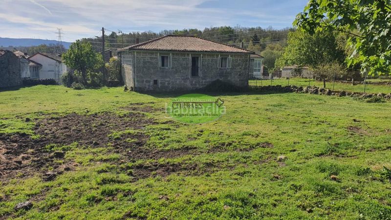 Foto dd623a1f-1164-4a85-aecd-1afcb1e972ec. Casa amb calefacció aparcament a Parada de Sil