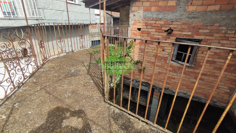 Foto 452ce9b2-4ce0-4011-98cf-3296b306fb6e. Casa a Toén