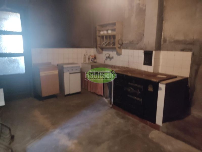 Foto c07a68ff-b61f-4a5e-ad4b-b83080e64799. Maison dans Amoeiro