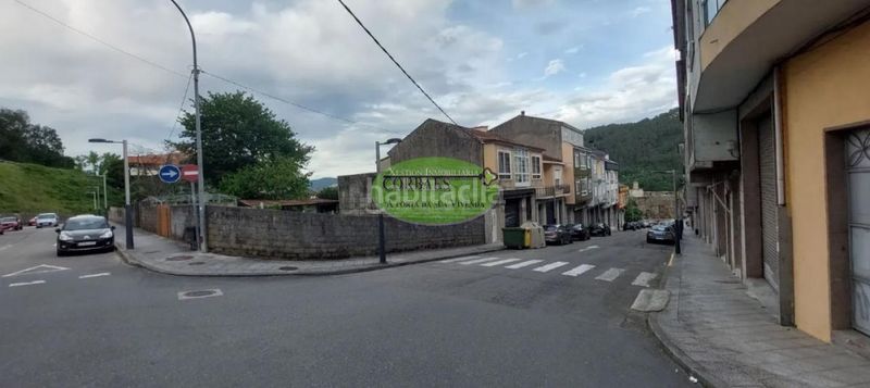 Foto 9059ad3c-a079-436d-ae4f-988cfd083db7. Terreny residencial a Ribadavia