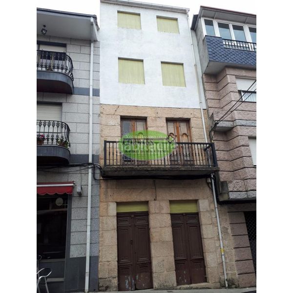 Foto 6b2f96db-3437-4ce9-b679-3b7aba12cb6e. Edificio en Maside