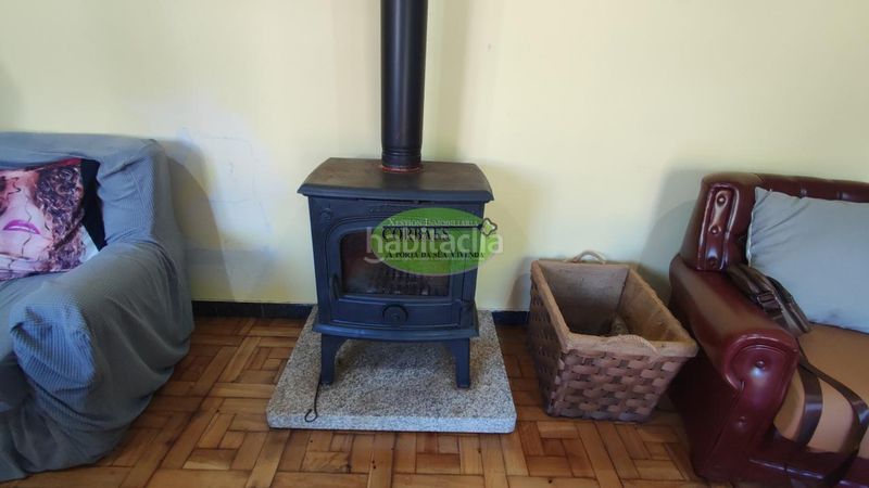 Foto 37636454-7630-427d-896a-67f2d88a0238. Casa en Cortegada