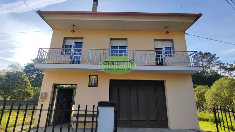 Foto 33fbc39e-1aa8-4cb9-830f-44b450638656. Maison avec chauffage parking dans Cortegada