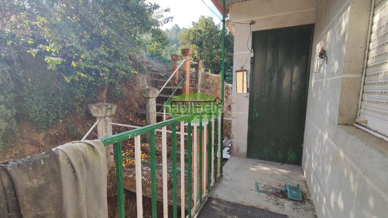 Foto a2441e9b-29a4-44bc-aa83-23737035535f. Casa amb calefacció aparcament a Ribadavia