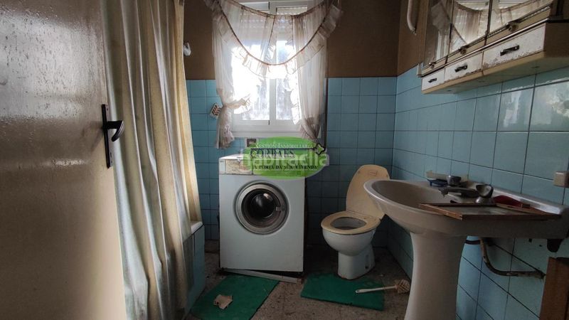 Foto cc1a45b6-f553-4448-82e2-061da846d039. Casa amb calefacció aparcament a Ribadavia