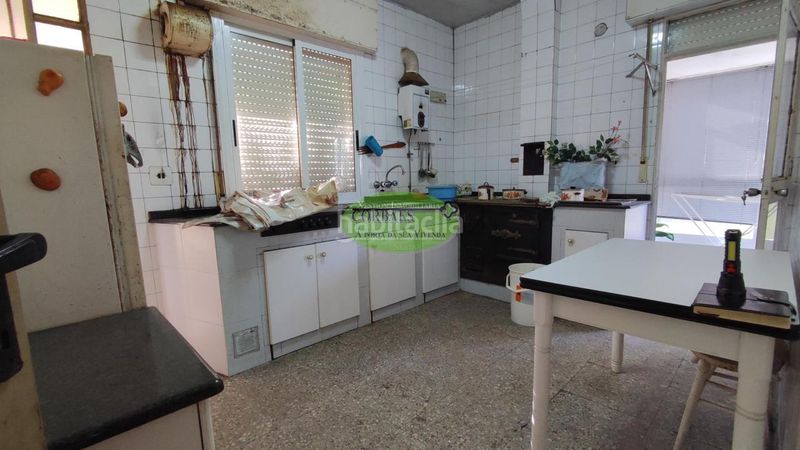 Foto fb0b77f1-aa74-445d-9b45-d9258a266c68. Casa amb calefacció aparcament a Ribadavia