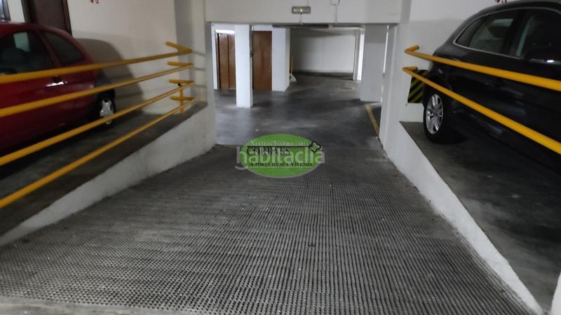 Foto 674a45e3-d629-490a-ab0e-ed3480d796cf. Aparcament cotxe a Casco Viejo Ourense