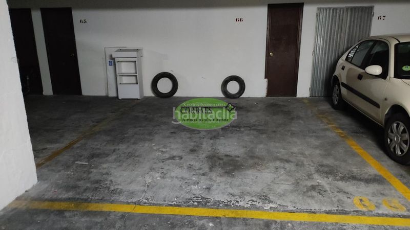 Foto ef332f1c-e8f1-43df-9995-07bf705aad58. Aparcament cotxe a Casco Viejo Ourense