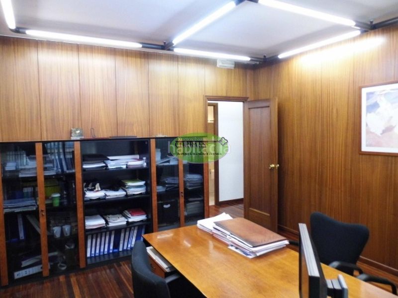 Foto 03aa7bc6-8381-41d5-9d6a-816d17b89887. Miete büro mit heizung in Centro Ourense