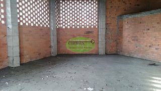 Lloguer Local Comercial a Ventiun