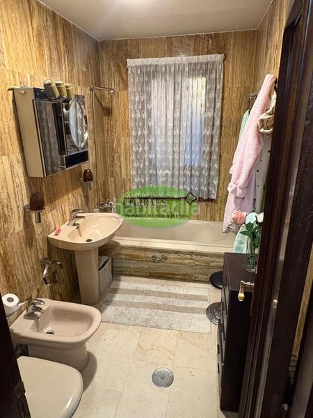 Foto 21c8aaa4-2228-4f20-8282-d3f14f74d5b0. Piso en Centro Ourense