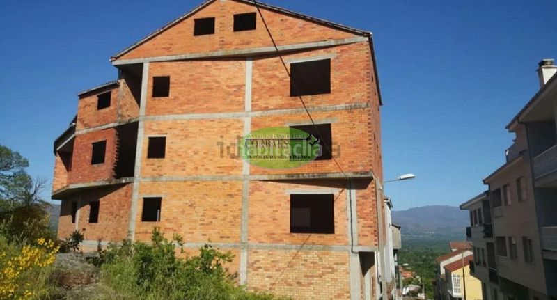 Foto a1fabcc5-a296-4cb6-a2f1-24ad920c6953. Edificio in Maceda