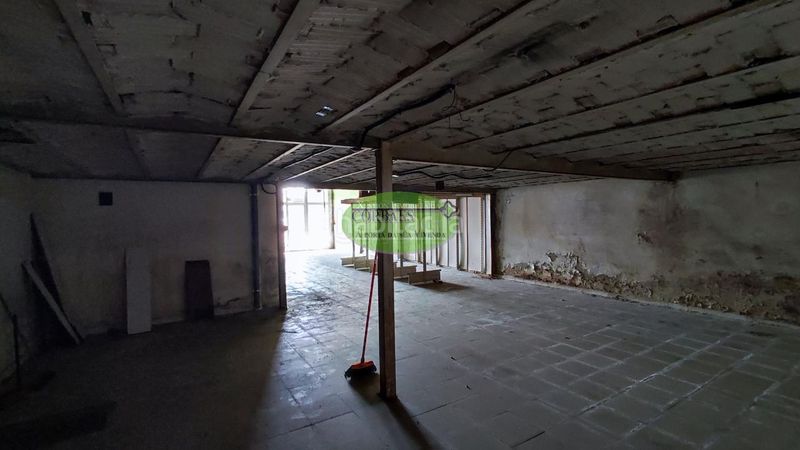 Foto 32a4ab56-8e30-4f69-ba5b-eb8138fd4850. Local comercial a Barrocanes Ourense