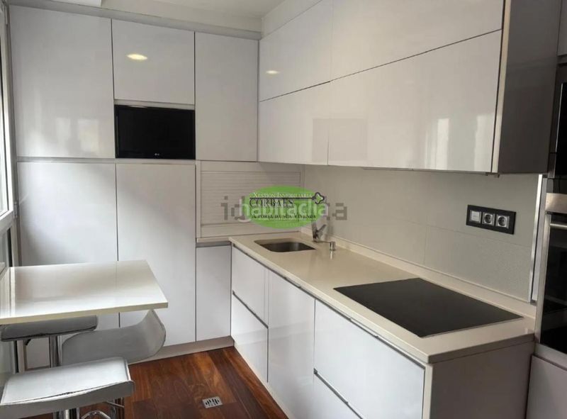 Foto cc352863-3093-402e-b077-4902c1da49fc. Àtic amb calefacció a Centro Ourense