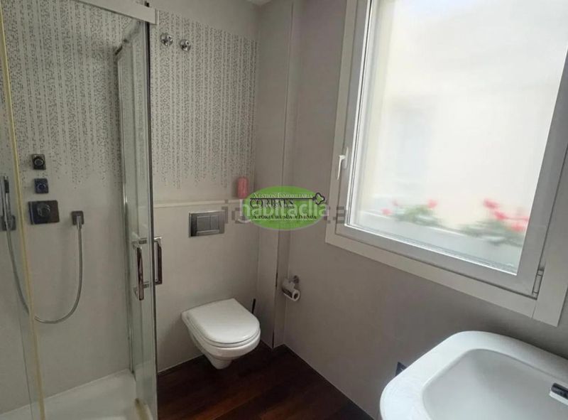 Foto 4b4c2b7c-7c79-404e-a6c3-646c000d749a. Dachwohnung mit heizung in Centro Ourense