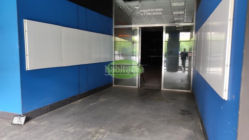 Foto ab8bff61-fd6b-4b86-baa3-22bee9385ca2. Lloguer local comercial a Centro Ourense