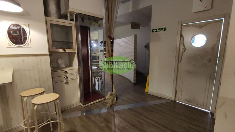 Foto 1b3ba8ca-59df-4dfd-9425-794a45ab9743. Local comercial a Carballiño (O)