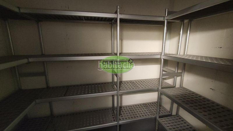 Foto 9c28b7d1-285e-442c-a1c8-4cd9b4c1afef. Local comercial a Carballiño (O)
