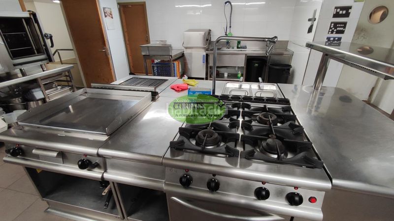 Foto a2fe5b93-5e5e-4421-bbad-a3eb1b90bebd. Local comercial a Carballiño (O)