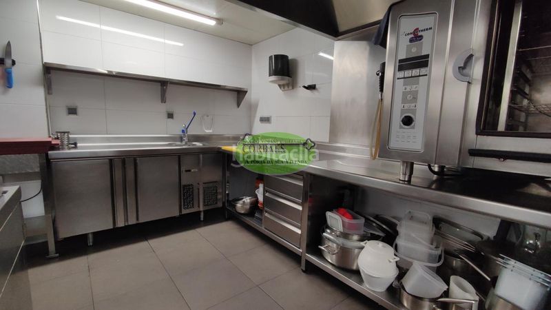 Foto e27e2a6f-37ae-4681-8b69-58d4828cb493. Local comercial a Carballiño (O)