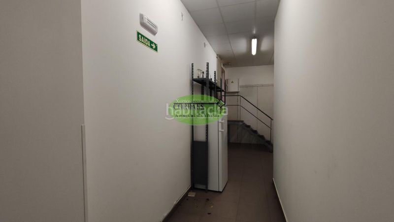 Foto f1a0e287-a160-4988-8de3-98a7ad35b7f2. Local comercial a Carballiño (O)