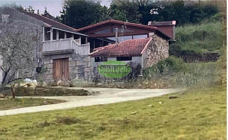 Foto 5a86531a-068c-4f2b-9143-9706ab98503c. Casa en Merca (A)