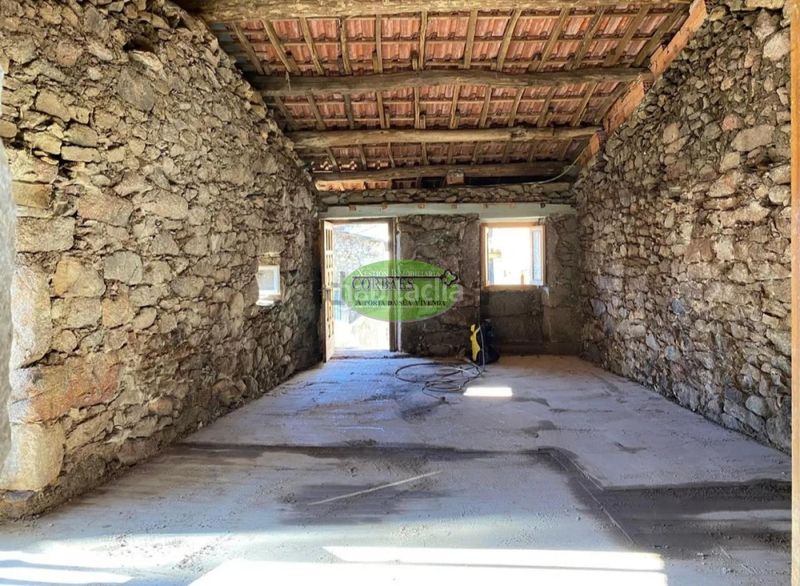 Foto 78ba4ced-e234-4864-bd11-9de5a79aa298. Casa en Merca (A)