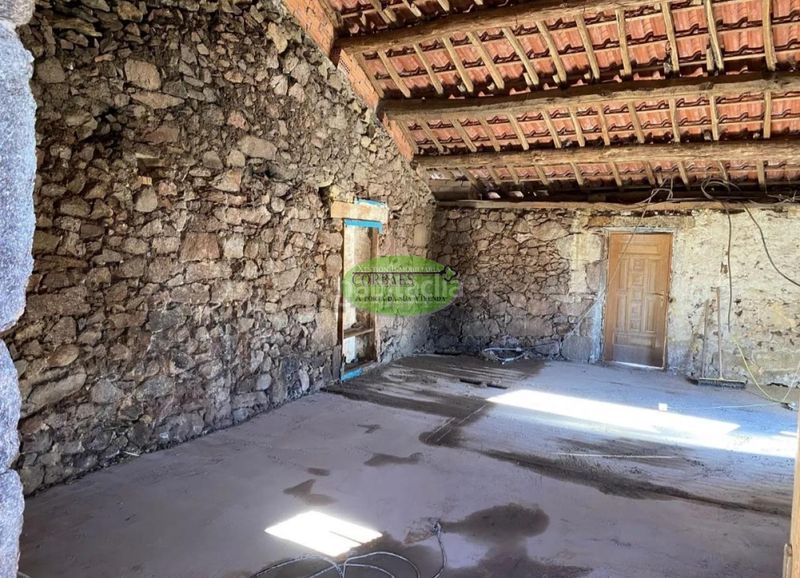 Foto aefdbe69-1638-4baf-bf9d-d364570feba6. Casa en Merca (A)