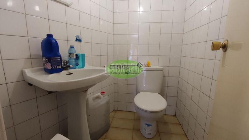 Foto ebec1864-ab6b-41fd-9447-c102927fc811. Local comercial a Centro Ourense