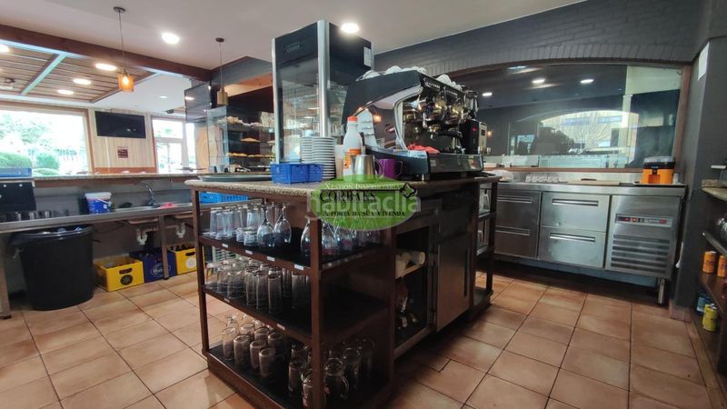 Foto 0caa1747-2354-4438-bcd1-e83b6dfc1f96. Local comercial a Carballiño (O)