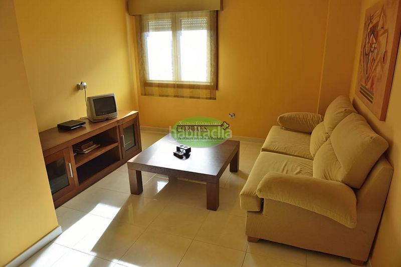 Foto 73358e5c-6839-4641-bb4a-c230a4dd7def. Local comercial a Carballiño (O)