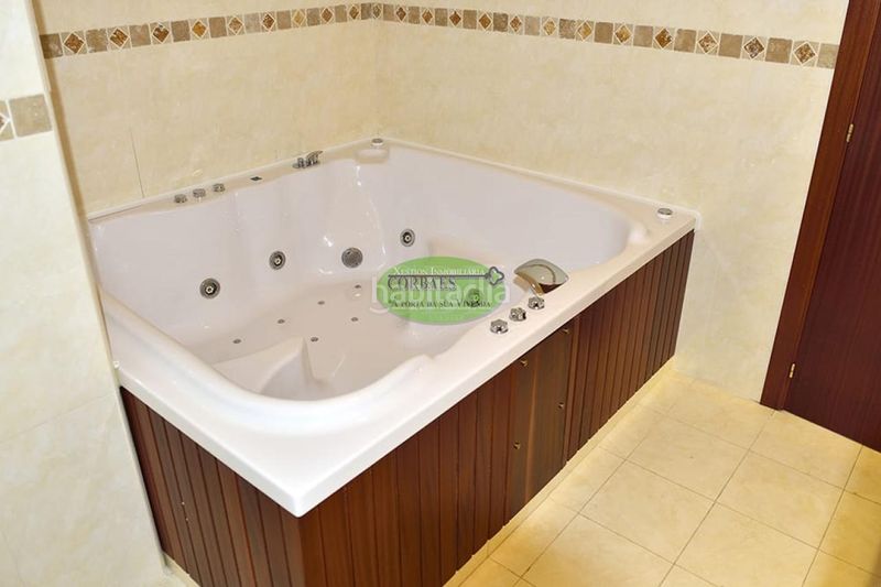 Foto d1354fae-359b-4389-b0e2-c21aae00e87e. Local comercial a Carballiño (O)