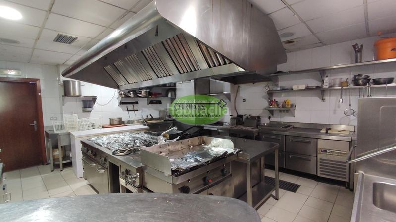 Foto ecb48e83-d8ca-43e2-a36d-a7a49b358ce4. Local comercial a Carballiño (O)