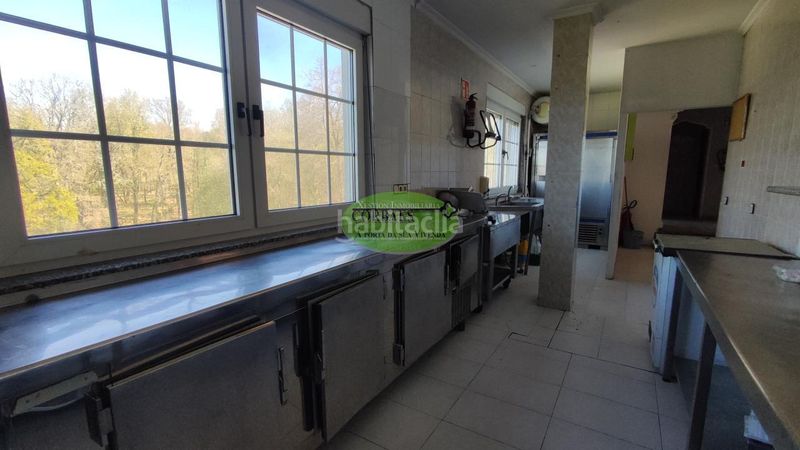 Foto 0c8629c2-bb5c-4a70-9f6d-87d61d5182d9. Local comercial a Taboadela