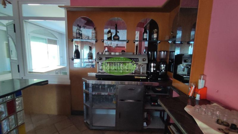 Foto 0dde763c-7e65-45f9-8379-9da08572bc96. Local comercial a Taboadela