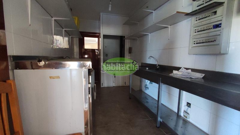 Foto 8ff0c925-fa55-4397-86f3-a0a3299573bf. Local comercial a Taboadela