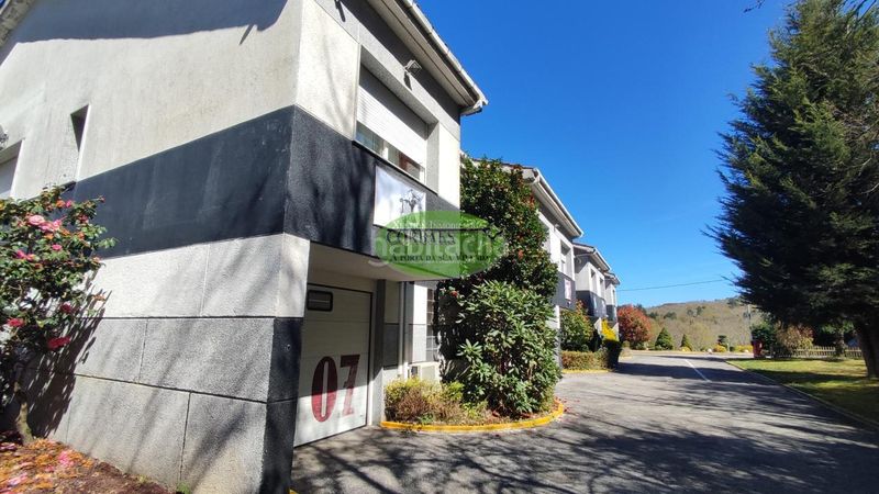 Foto fec38346-77b2-414c-838a-588b194c79e7. Local comercial a Taboadela