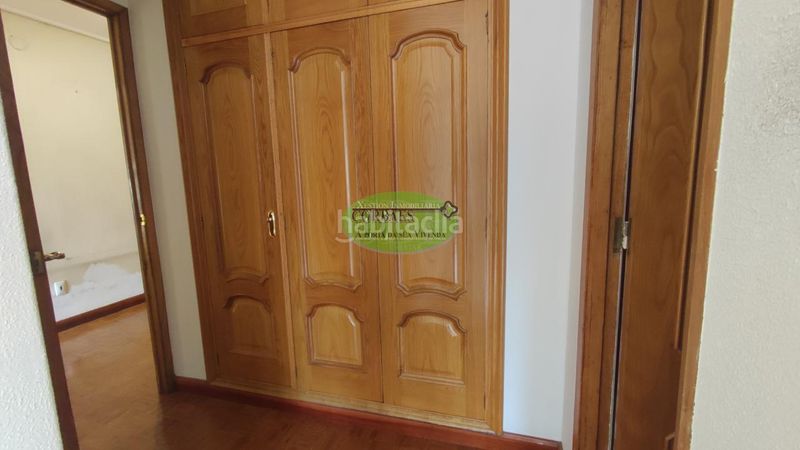 Foto 3befbd8b-9b25-447d-bd5f-75929257da1e. Pis amb calefacció aparcament a Centro Ourense