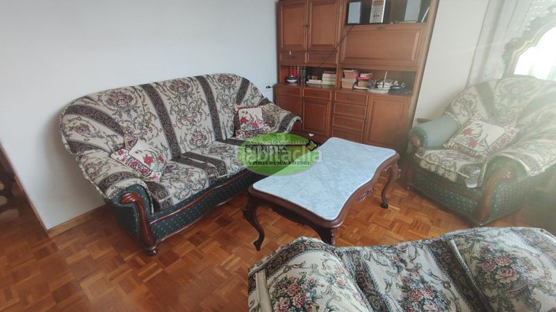 Foto 8aaf15b9-06bc-4675-be82-f65019bdf422. Pis amb calefacció aparcament a Centro Ourense