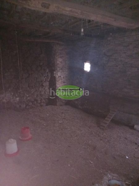 Foto 109f08b9-b366-45cb-8823-14692be25748. House with parking in Ramirás