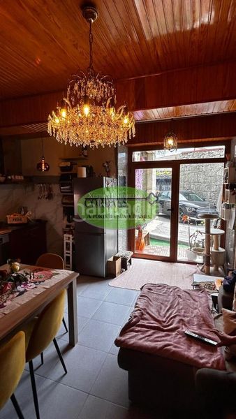 Foto b3319014-8e2e-45ac-9878-c0a9f5e3a356. Casa amb calefacció aparcament a Taboadela