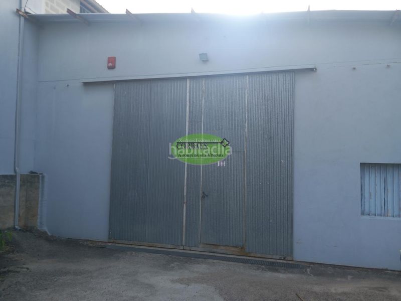 Foto 5be7e195-becd-43ce-a82b-6c21f383012c. Location bâtiment à usage industriel dans Toén