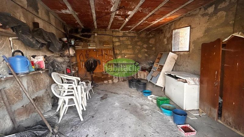 Foto a7d4bbc2-5baf-49d9-bd51-50d9f6f2a9ab. Haus mit heizung parking in Taboadela