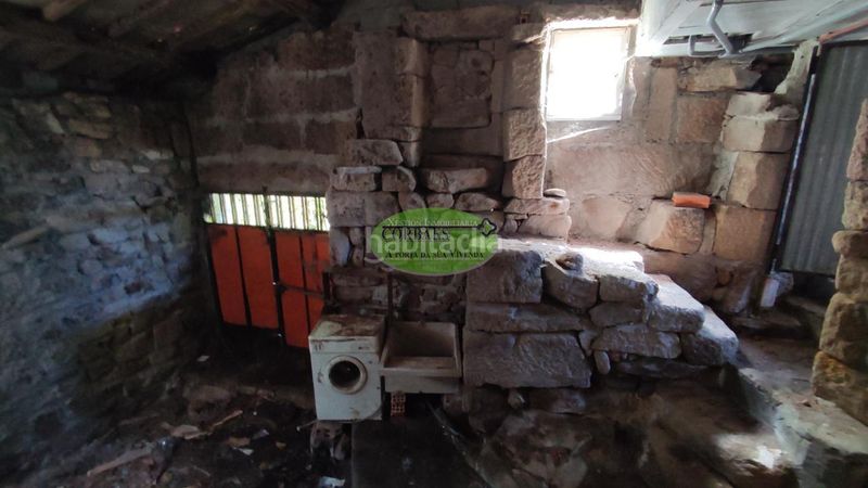 Foto 550c817b-c552-466f-a5c7-c34c4b5dd24c. Casa amb aparcament a Nogueira de Ramuín