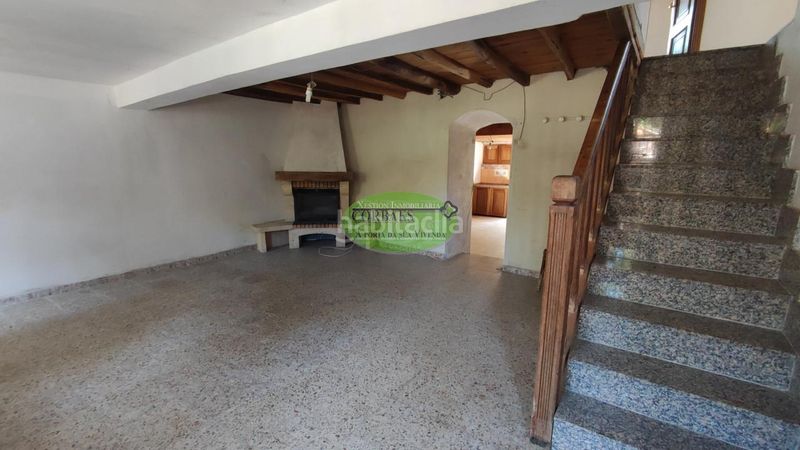 Foto dace0b33-9342-487d-9400-3f06ff0a1772. Casa amb aparcament a Nogueira de Ramuín