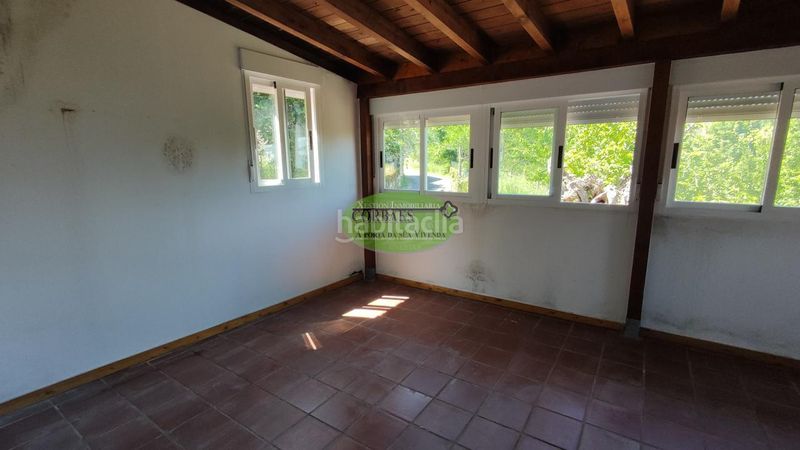 Foto f9024f8d-b439-4857-ab55-2fb33e20e616. Casa amb aparcament a Nogueira de Ramuín